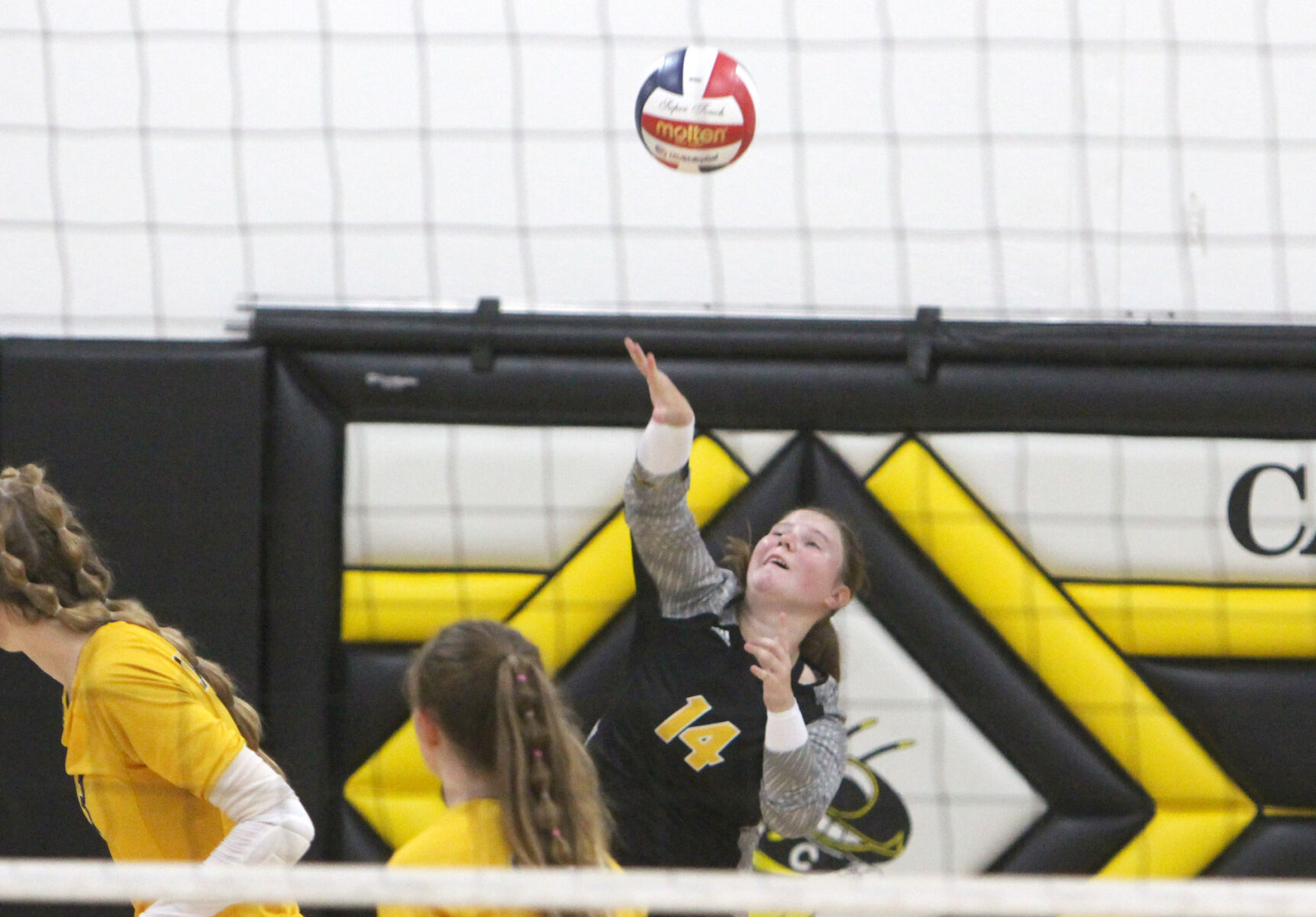 Bloomer at Cadott volleyball 9-13-22